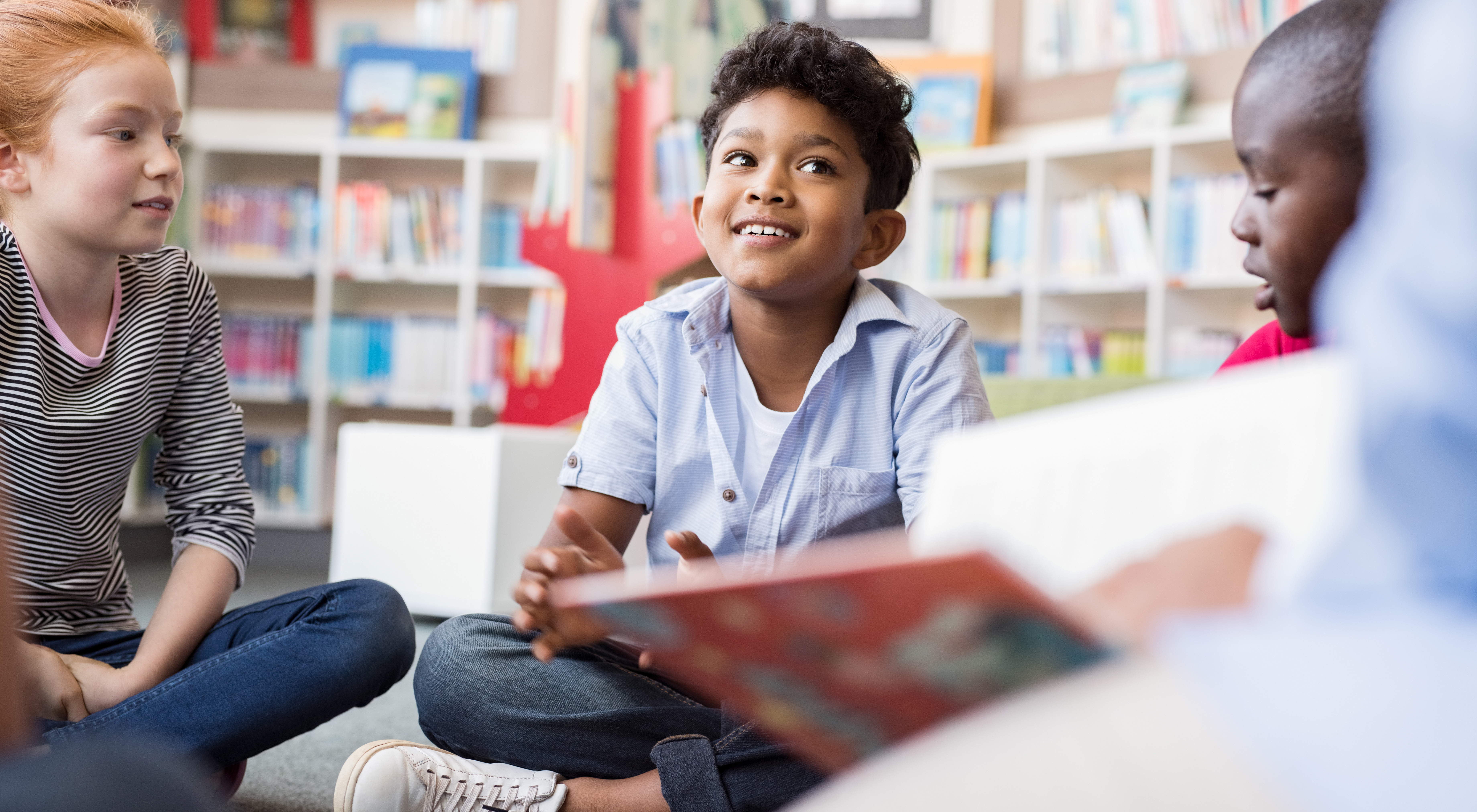children reading